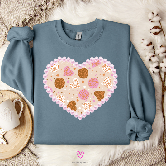Conchas heart with pears Crewneck Sweatshirt
