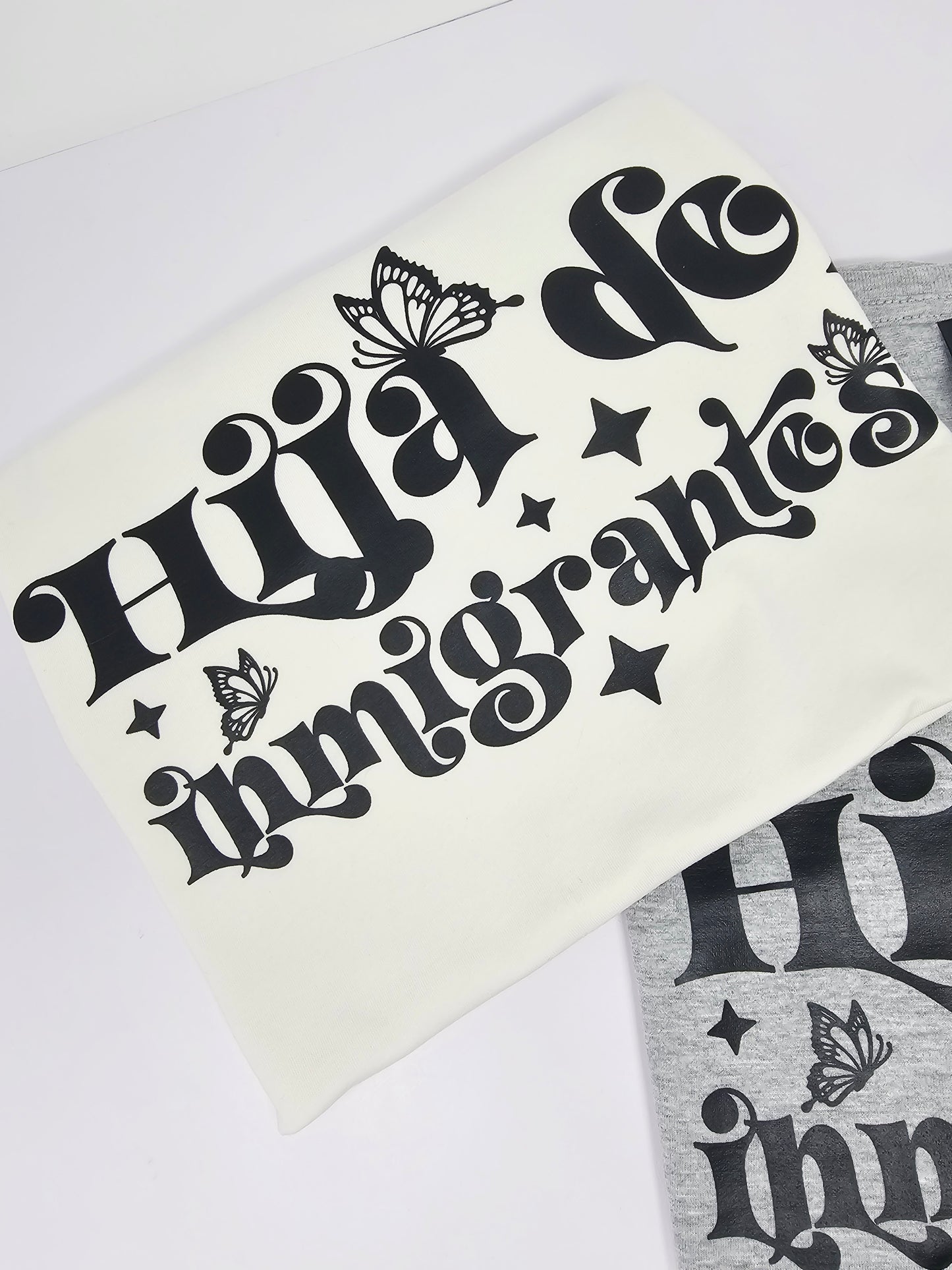 Hija de Inmigrantes T-Shirt